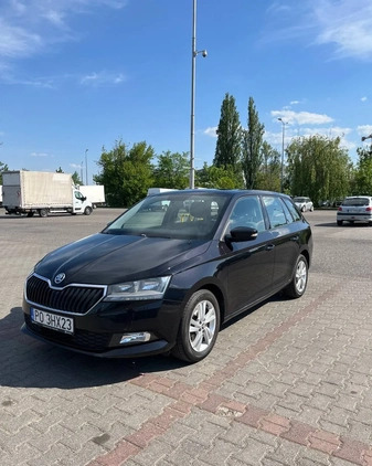 Skoda Fabia cena 36000 przebieg: 179000, rok produkcji 2018 z Poznań małe 172